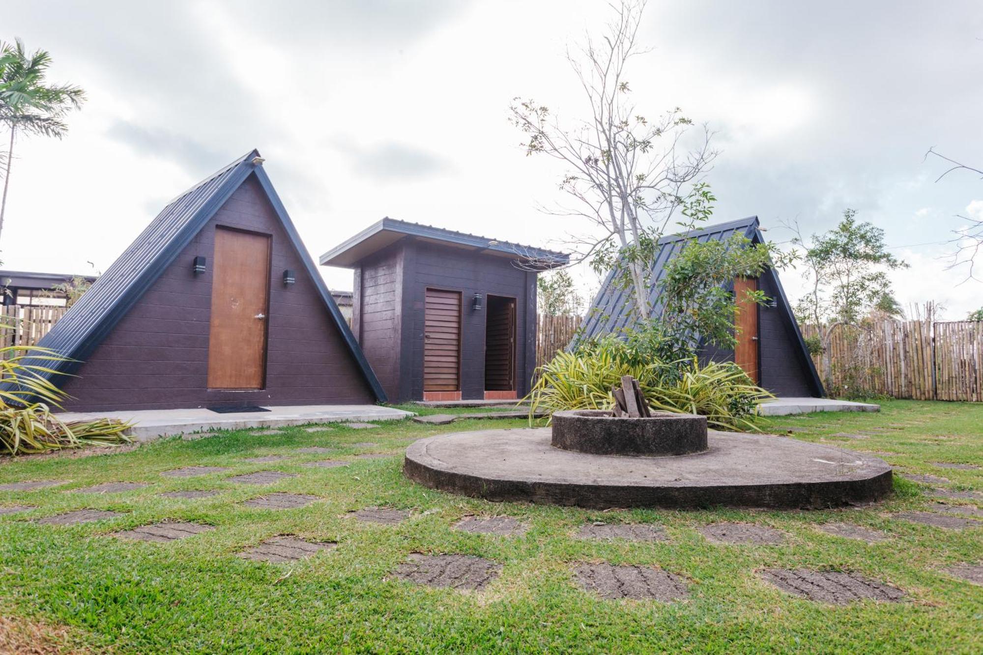 Spacio Caliraya Bed & Breakfast Lumban Екстериор снимка