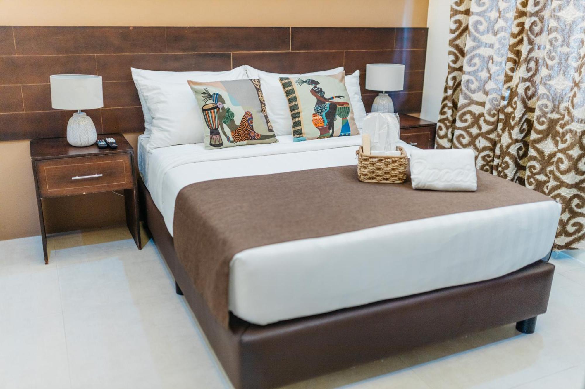Spacio Caliraya Bed & Breakfast Lumban Екстериор снимка