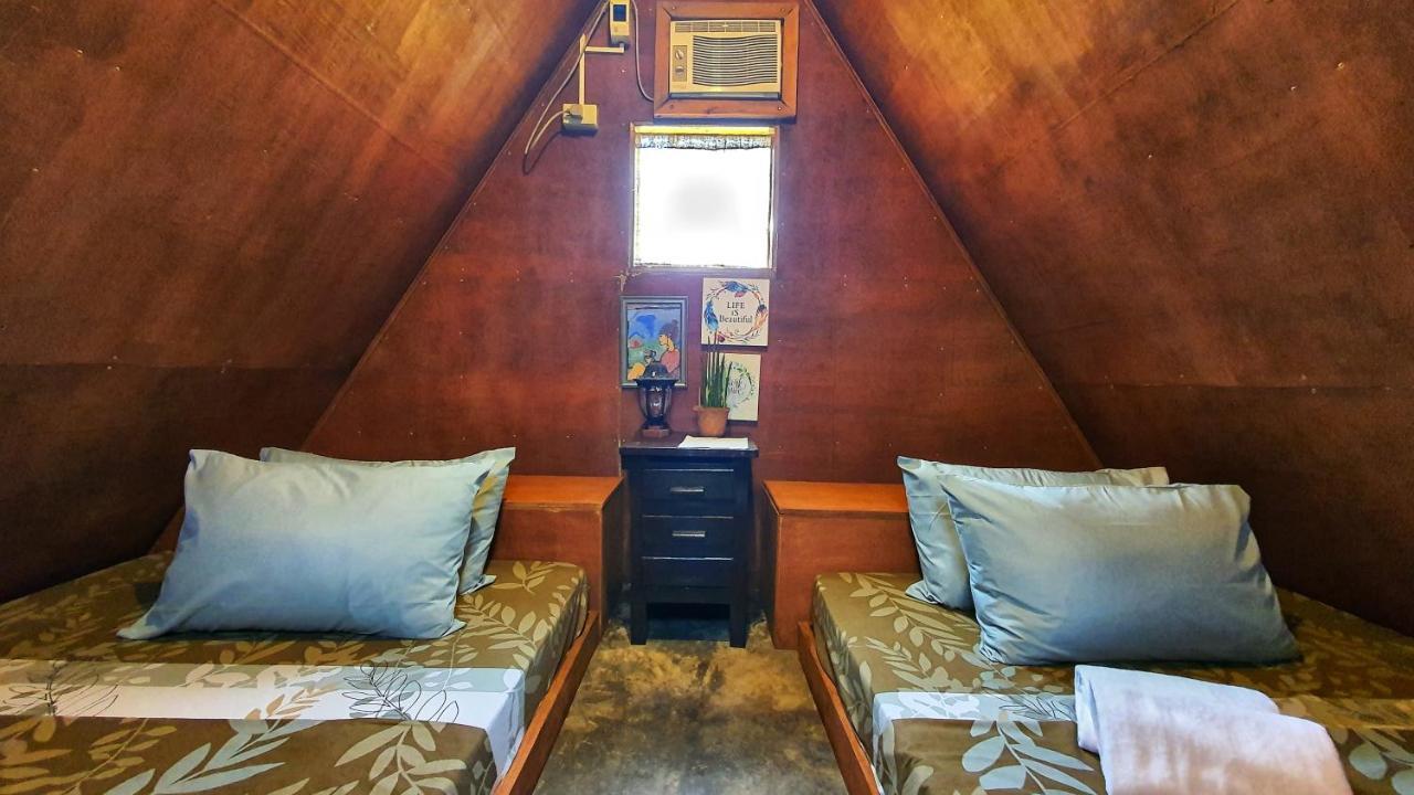 Spacio Caliraya Bed & Breakfast Lumban Екстериор снимка